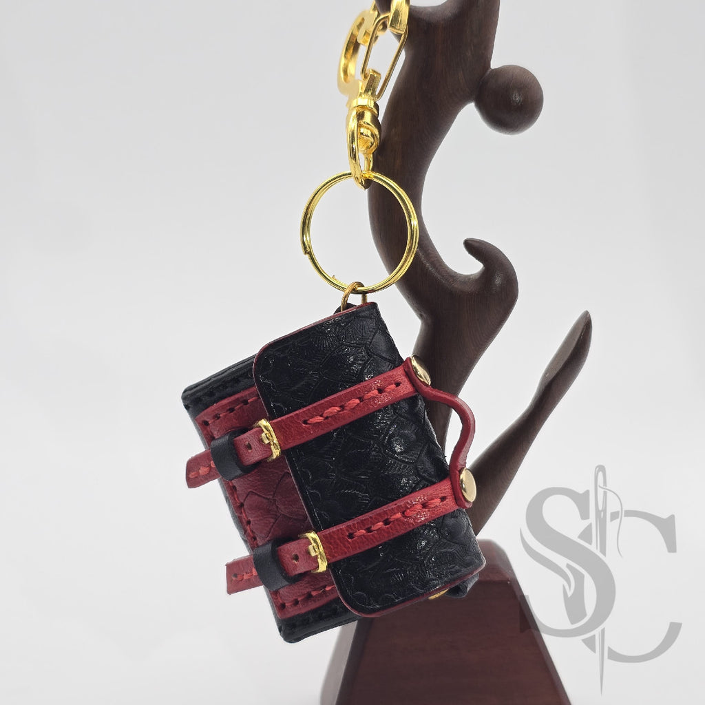 Porte-Clés Mini Cartable - Noir & Rouge Intense