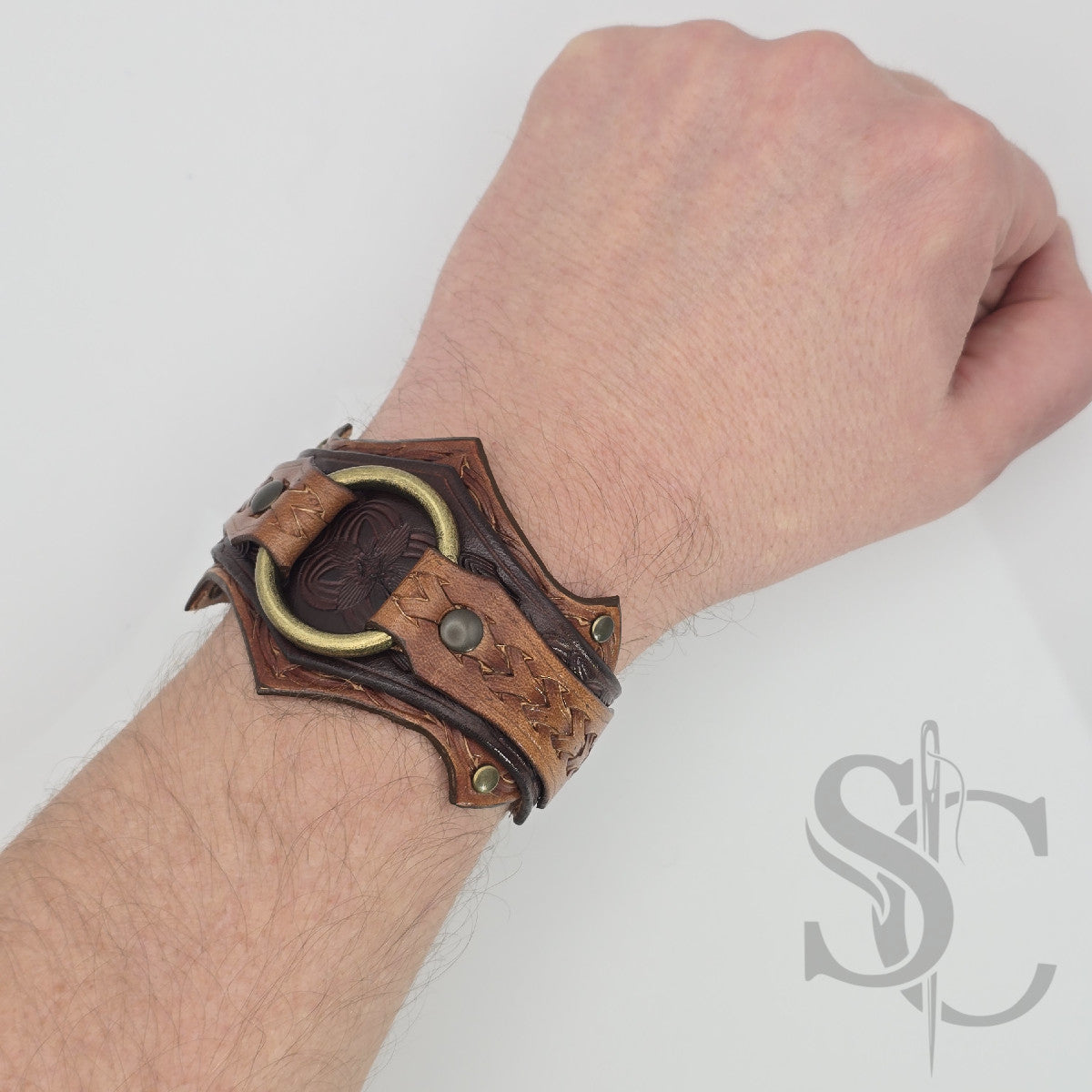 Bracelet en cuir "L'anneau"