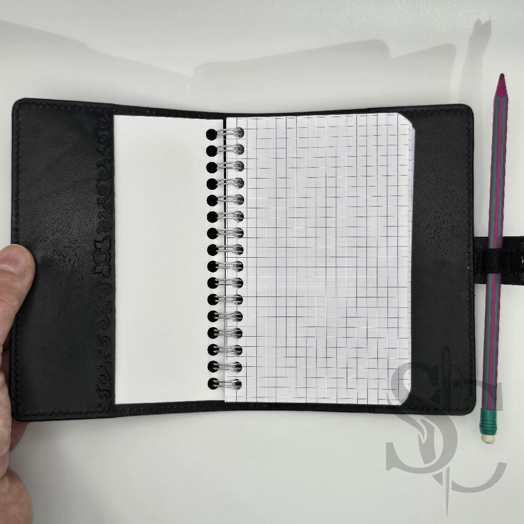 Couverture en cuir pour carnet "Silksong"