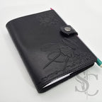 Couverture en cuir pour carnet "Silksong"