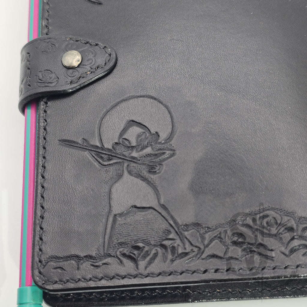 Couverture en cuir pour carnet "Silksong"