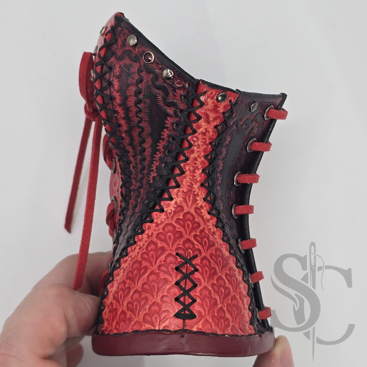 Porte-Crayons "Corset Baroque" - Rouge et noir