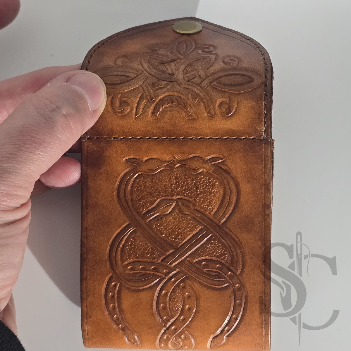 Porte carte accordéon repoussé celtique