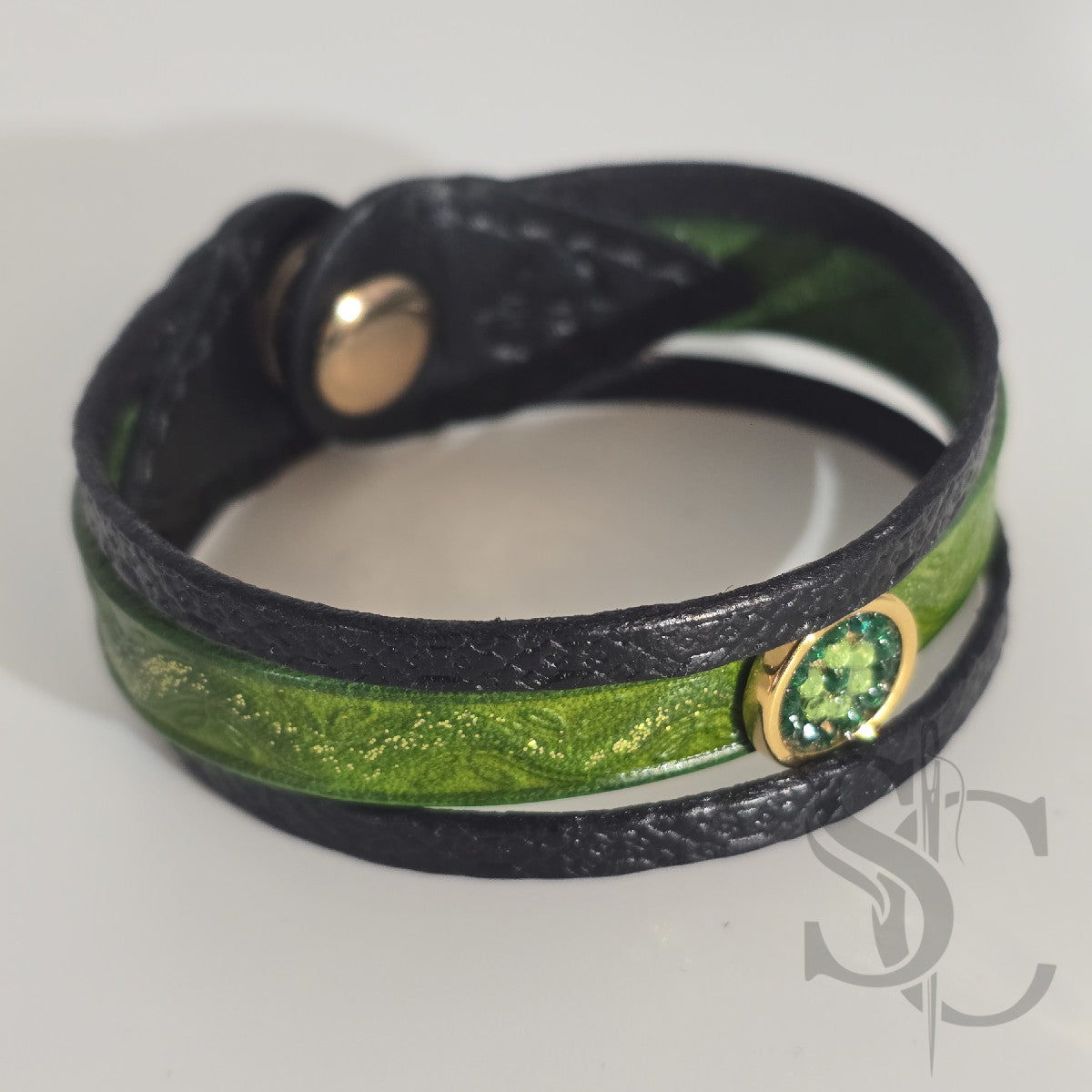 Bracelet 3 brins vert forêt et doré