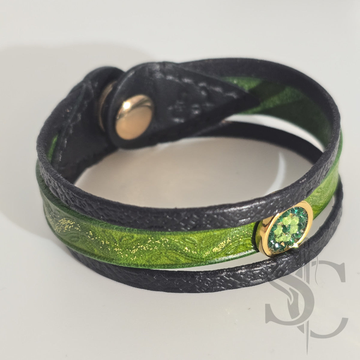 Bracelet 3 brins vert forêt et doré