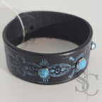 Bracelet avec pierres rivetées turquoises