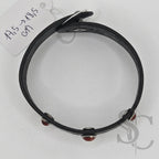 Bracelet avec pierres rivetées rouges