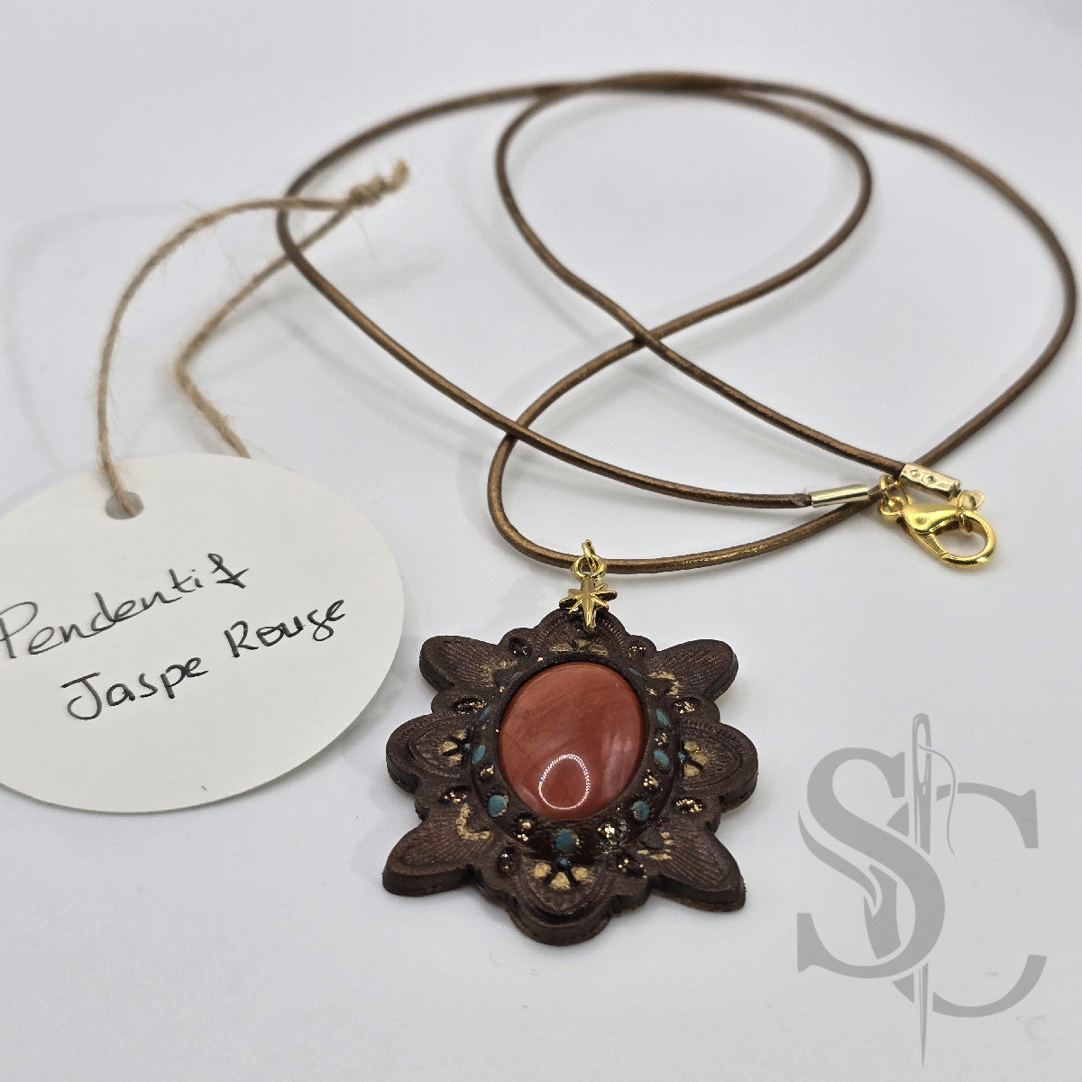 Pendentif étoile - jaspe rouge