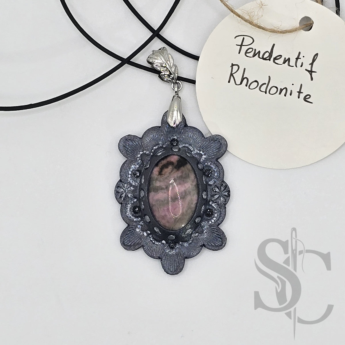 Pendentif étoile avec rhodonite