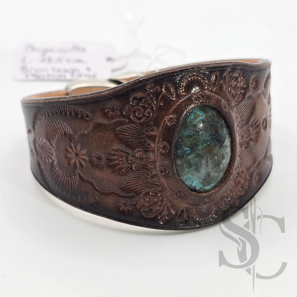 Bracelet en cuir avec chrysocolle sur marron foncé