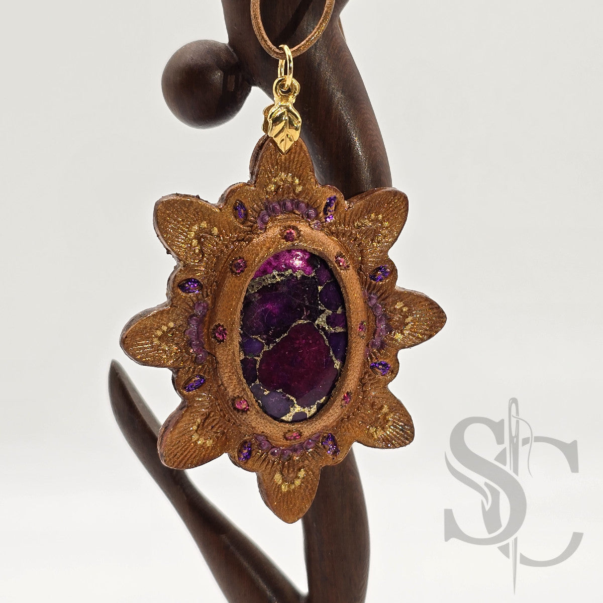 Pendentif étoile avec turquoise et cuivre violet
