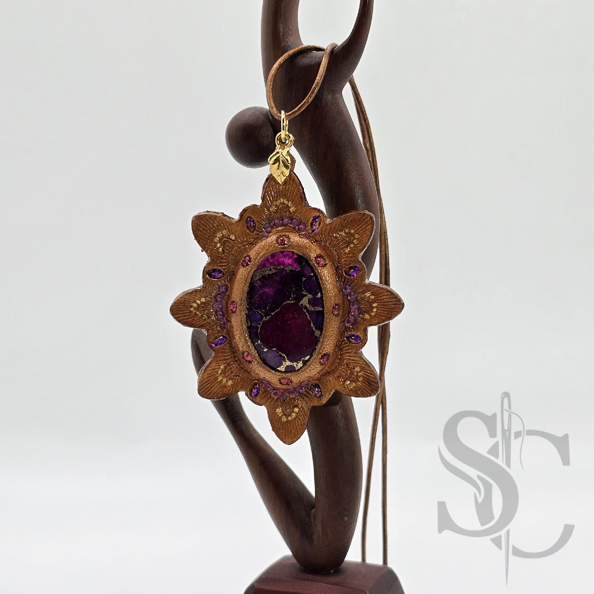 Pendentif étoile avec turquoise et cuivre violet