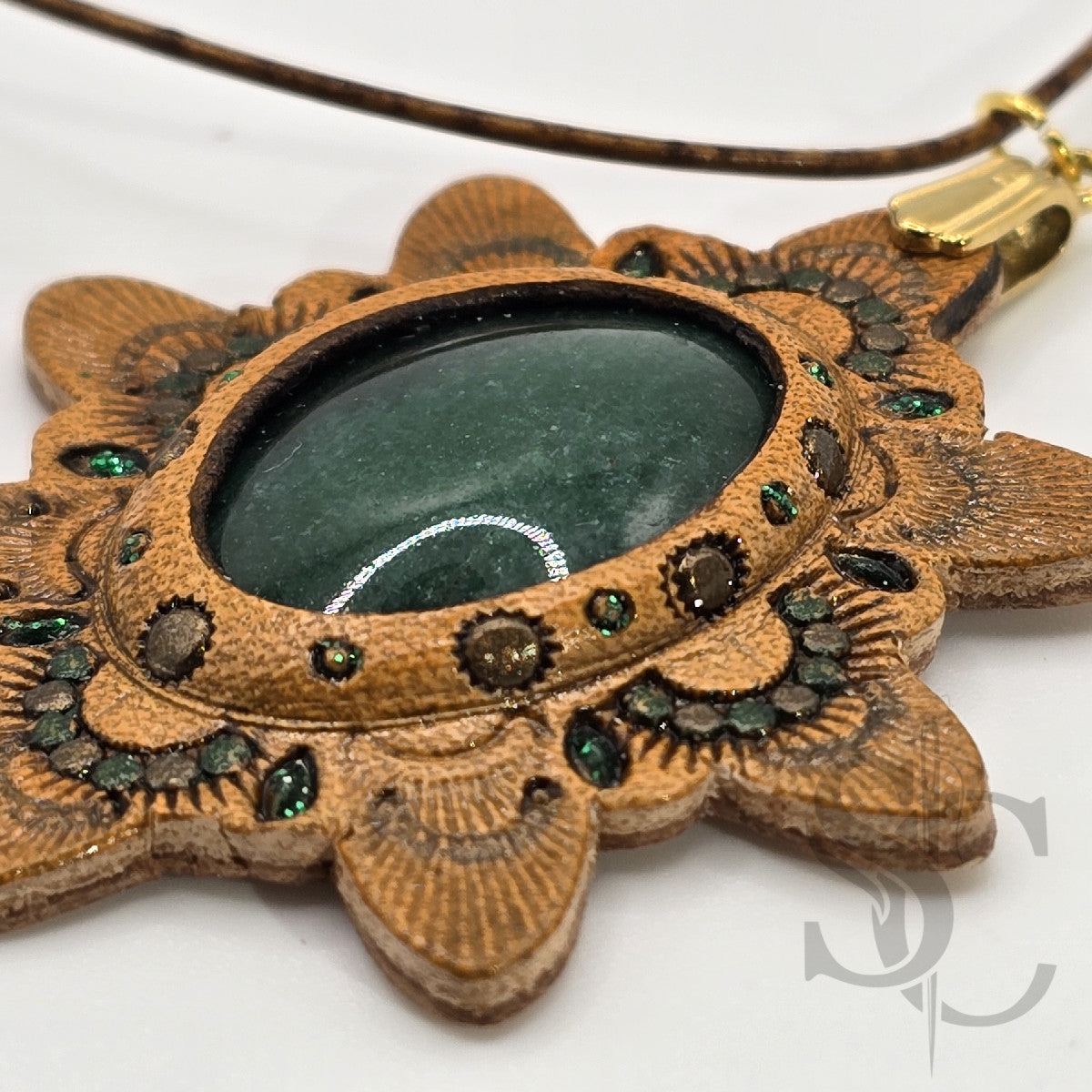 Pendentif étoile avec Jade vert