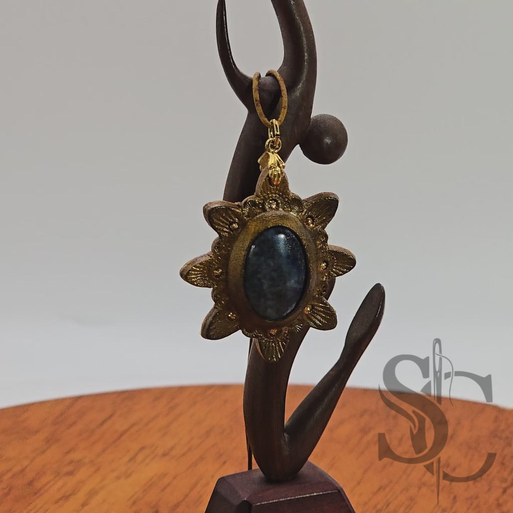 Pendentif avec lapis lazuli