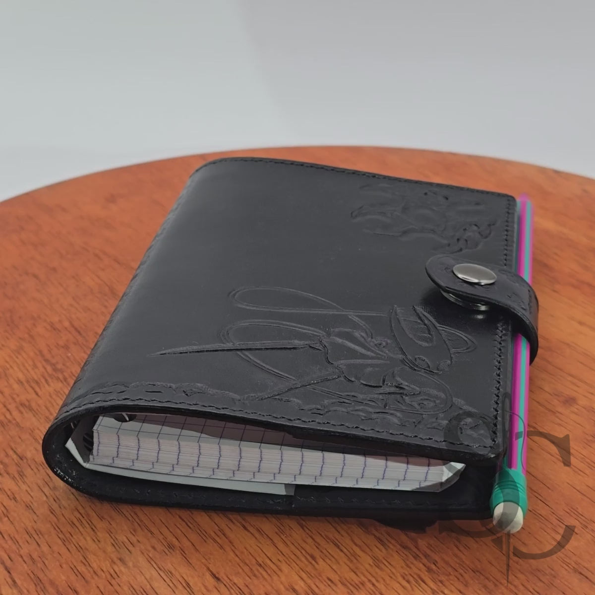 Couverture en cuir pour carnet "Silksong"